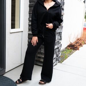 Hannah Two Piece Comfy Set - Black